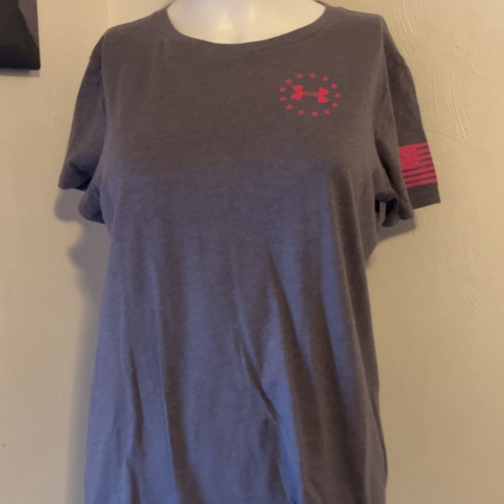 Under Armour Women's Gray Short Sleeve Tee with Pink Logo Accents